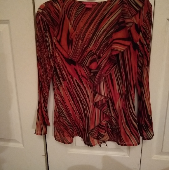 Sunny Leigh Multi Colored Ruffled Neck Top/Skirt Set - Picture 8 of 9